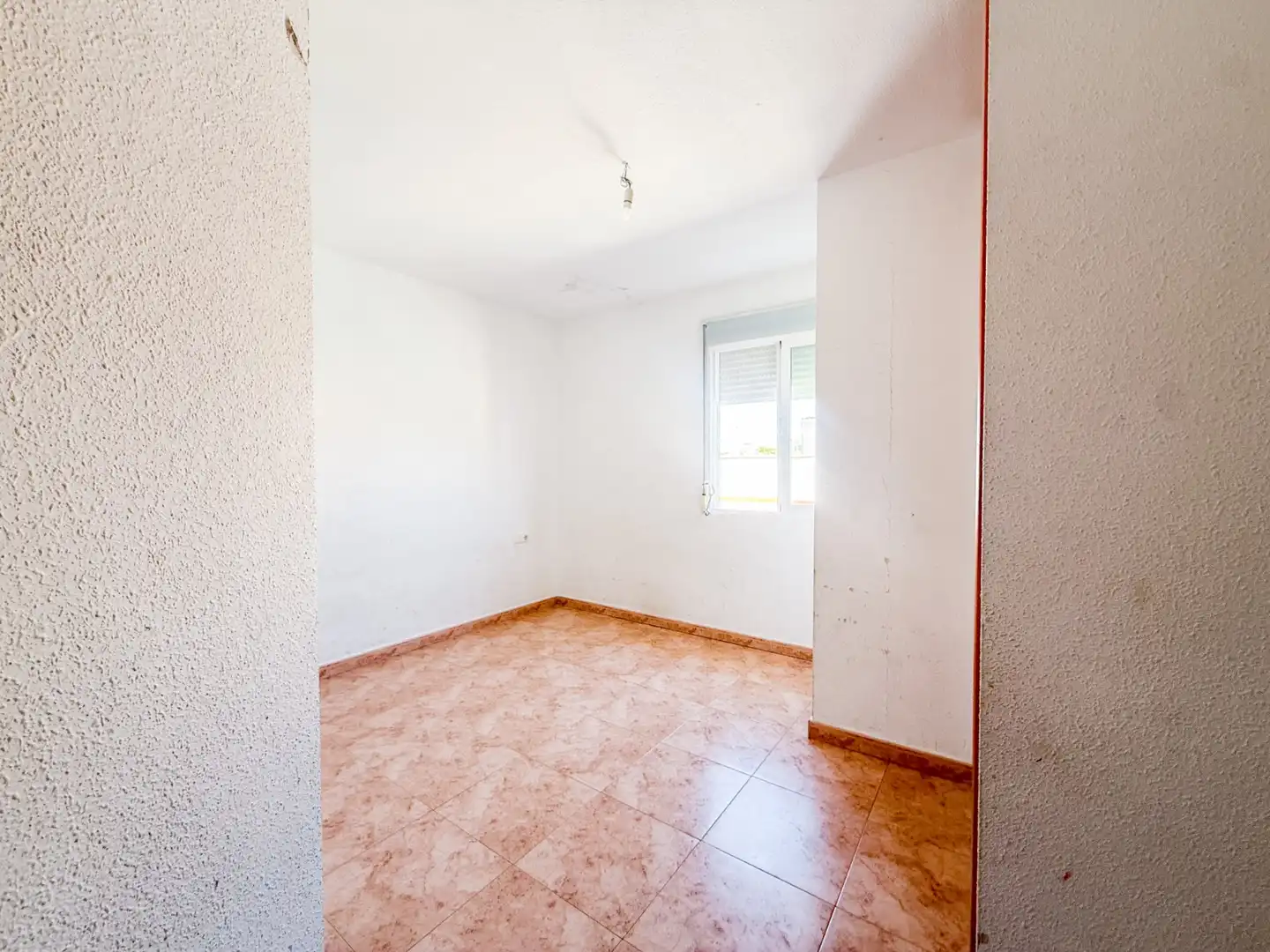 Habitación de Apartamento en venta en Águilas con Balcón