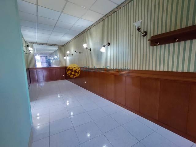 Local comercial en Alquiler en Carrer Florida en Abrera
