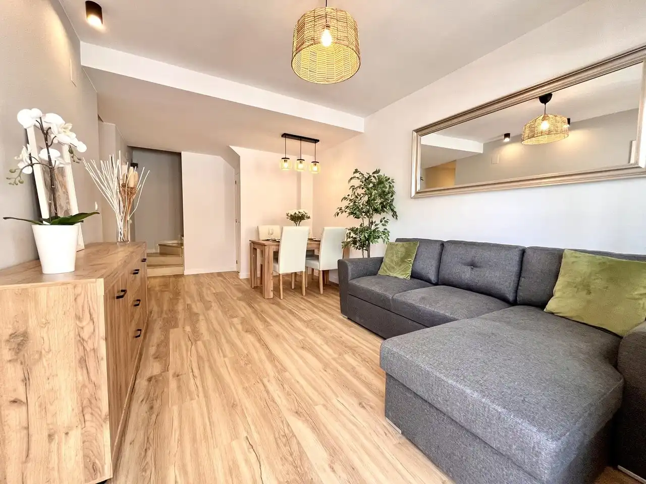 Country house zum Verkauf in N/A, -1, Playa Flamenca