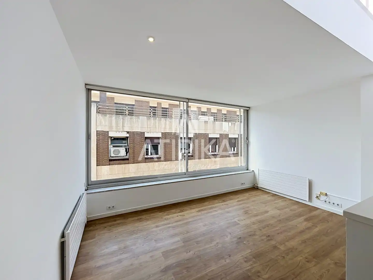 Sala d'estar de Àtic en venda en Barcelona amb Aire condicionat, Calefacció i Parquet