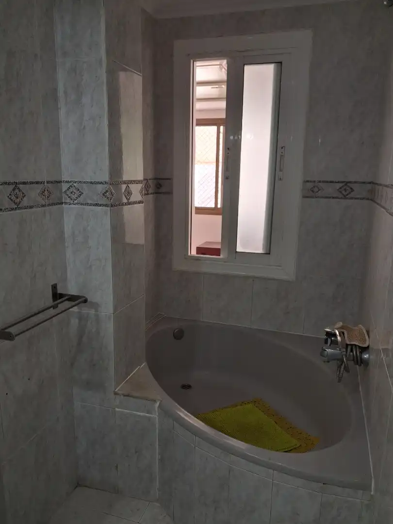 Baño de Planta baja en venta en Castelldefels con Jardín privado