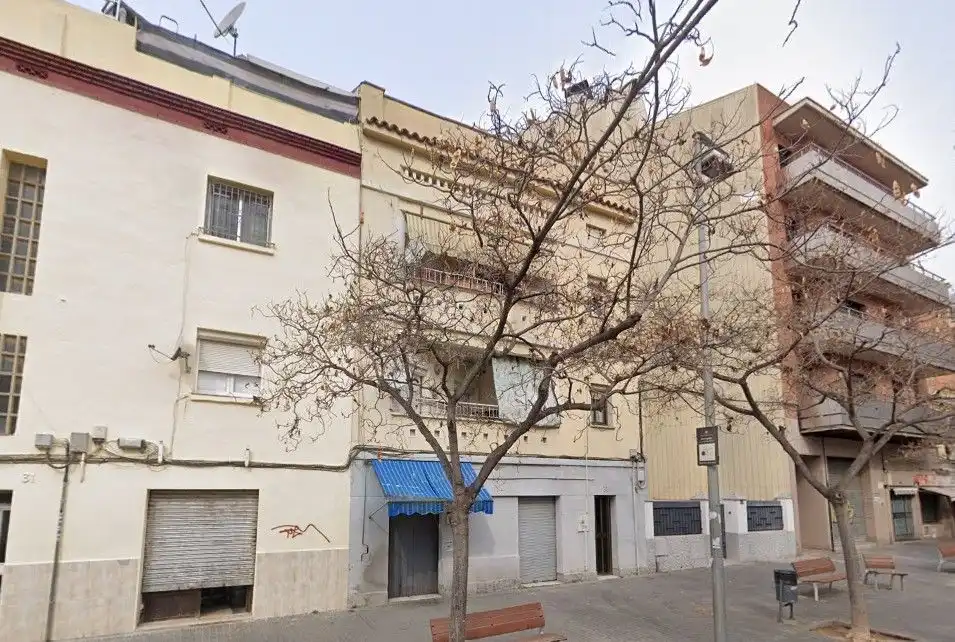 Vista exterior de Piso en venta en Montcada i Reixac con Terraza