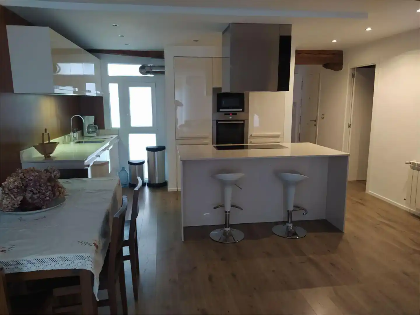Cocina de Piso de alquiler en Donostia - San Sebastián  con Aire acondicionado, Amueblado y Balcón