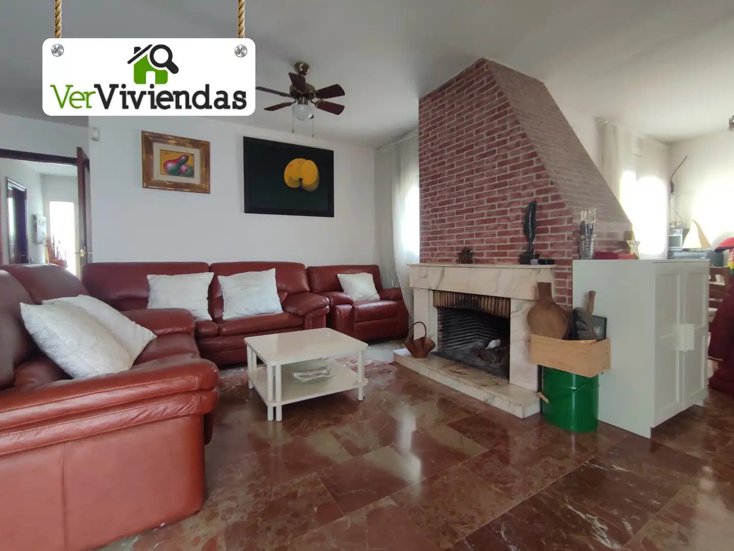 Maison mitoyenne avec terrasse à vendre à Torrelles de Llobregat