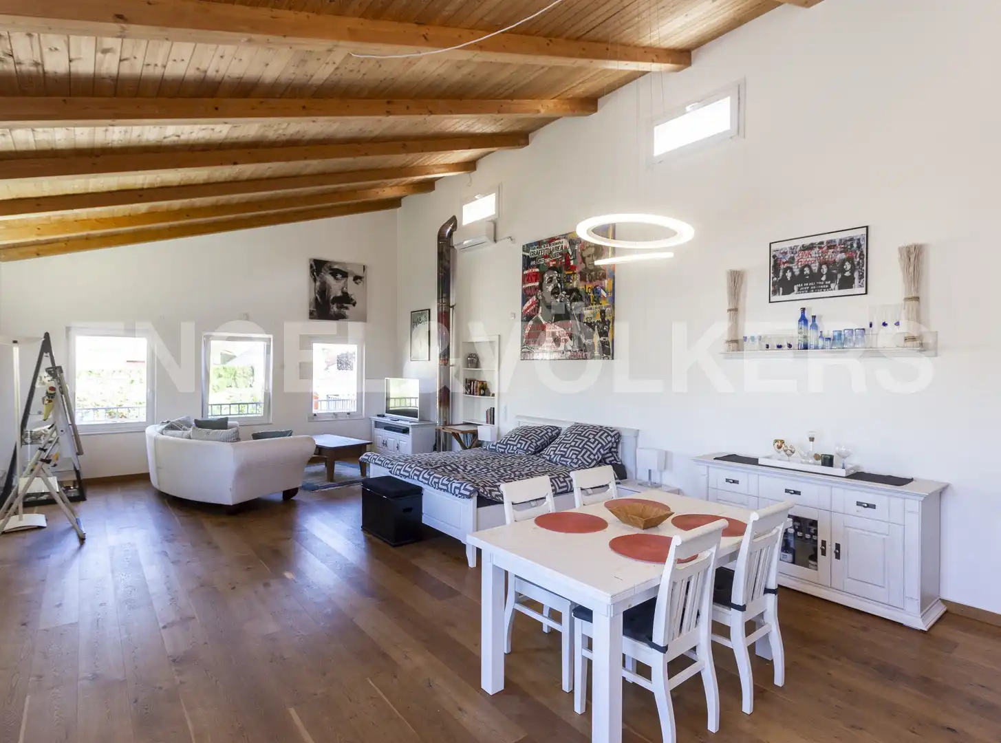 Sala d'estar de Casa o xalet en venda en Calafell amb Aire condicionat, Calefacció i Jardí privat
