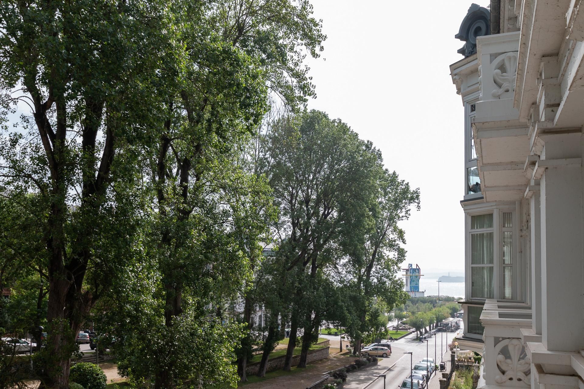 Exterior view of Flat for sale in Santander  with Private garden