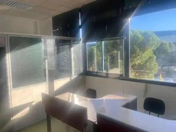 Commercial properties for rent in Alcobendas  with Air Conditioner and Furnished