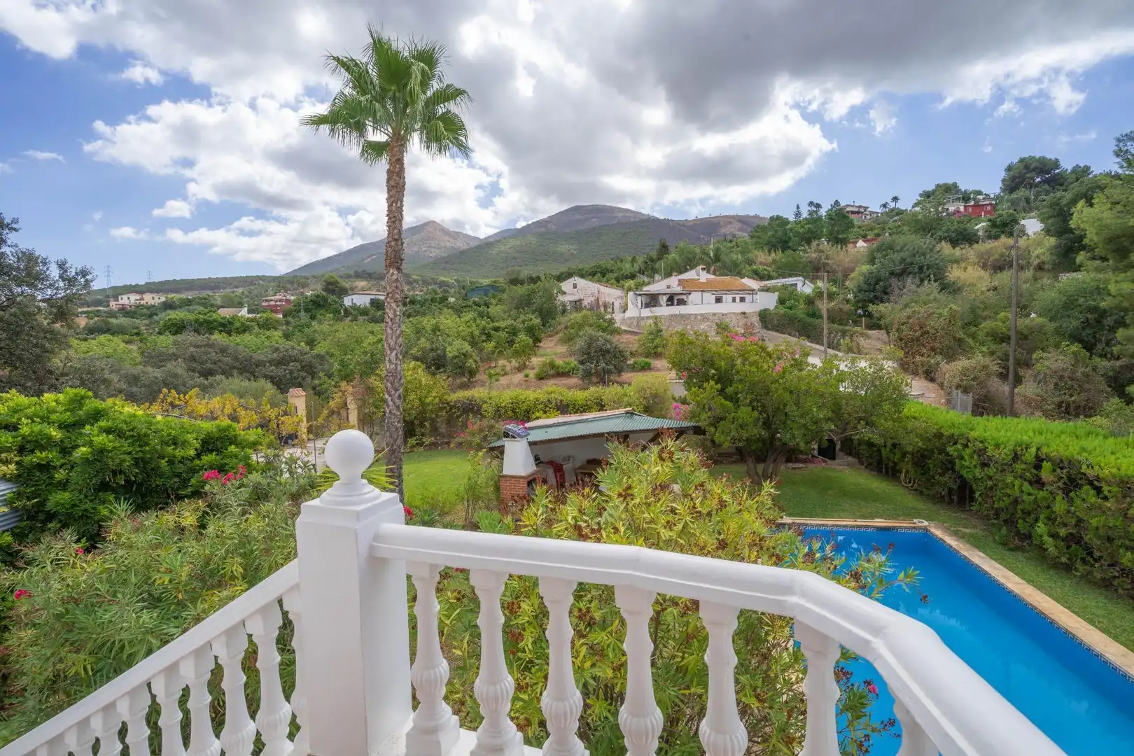 Garten von Haus oder Chalet zum Verkauf in Alhaurín El Grande mit Klimaanlage, Privatgarten und Terrasse