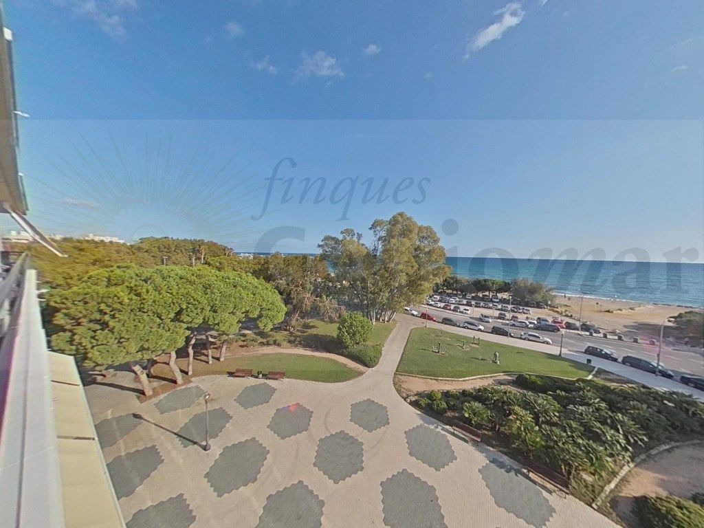 Exterior view of Attic for sale in Cambrils
