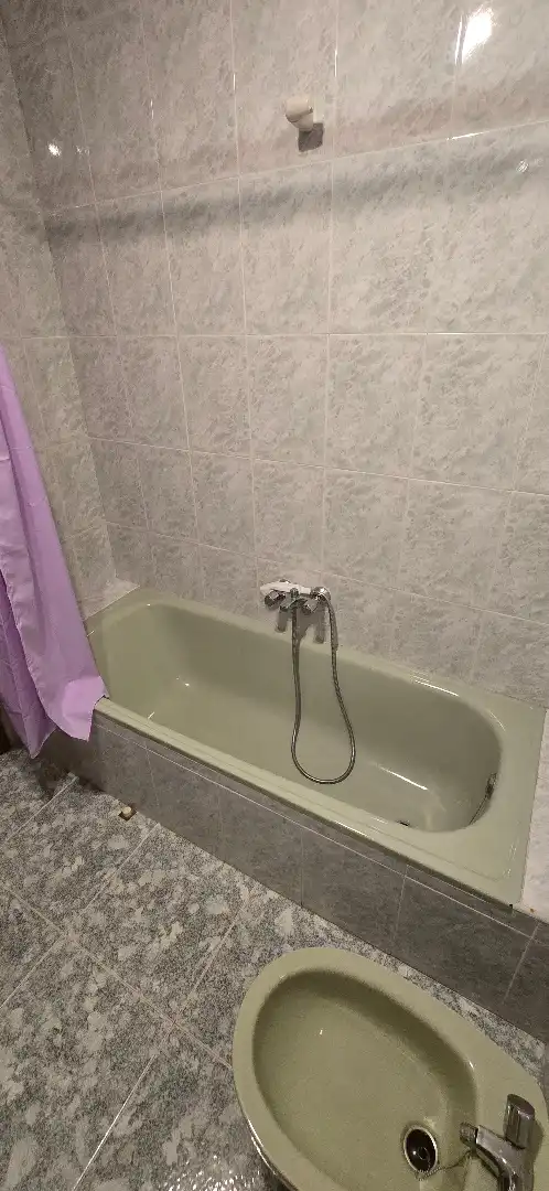 Badezimmer von Wohnung zur Miete in Villacastín mit Heizung, Möbliert und Ofen
