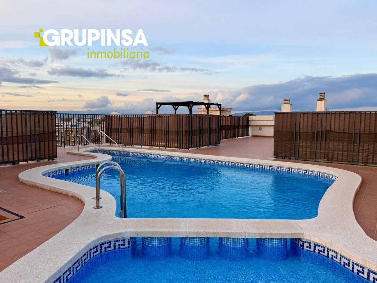 Piscina de Pis en venda en Burriana / Borriana amb Aire condicionat, Terrassa i Balcó
