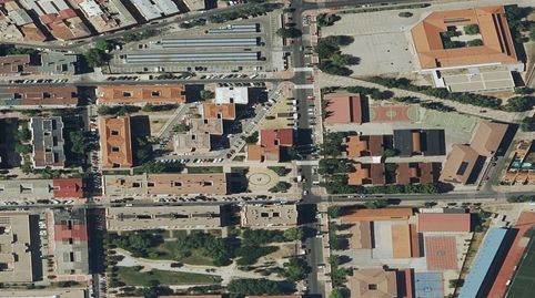 Foto 2 de Piso en venta en Felipe II 5, Reyes, Parla
