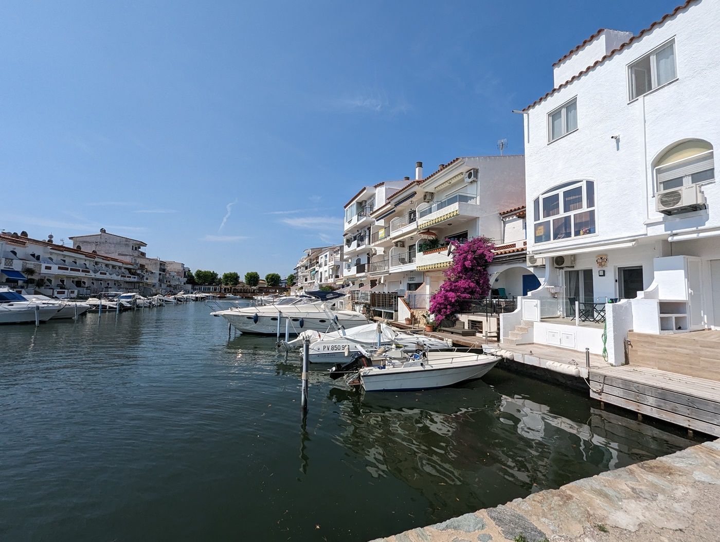 Ático en venta en Empuriabrava con Calefacción, Terraza y Piscina comunitaria