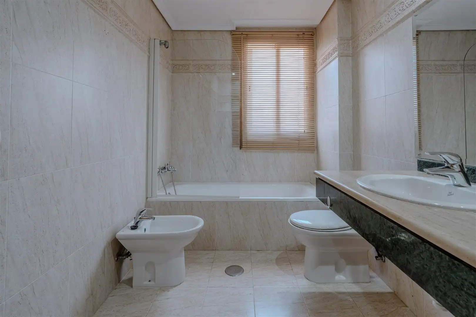 Bany de Casa o xalet en venda en Estepona