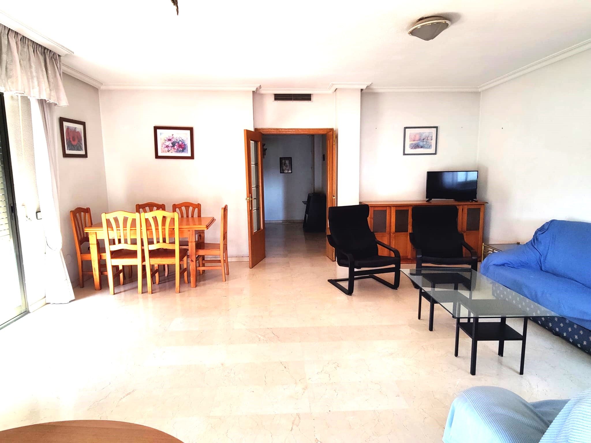 Living room of Flat for sale in  Murcia Capital  with Storage room, Furnished and Oven