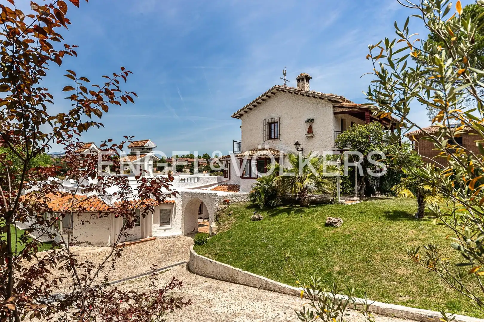 Vista exterior de Casa o chalet de alquiler en Las Rozas de Madrid con Calefacción, Jardín privado y Terraza