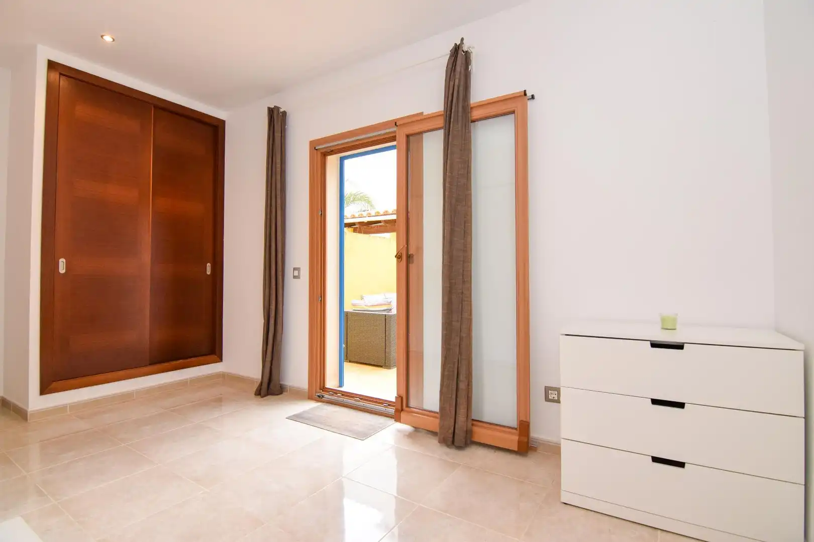 Bedroom of Apartments for sale in Artà  with Air Conditioner, Heating and Private garden