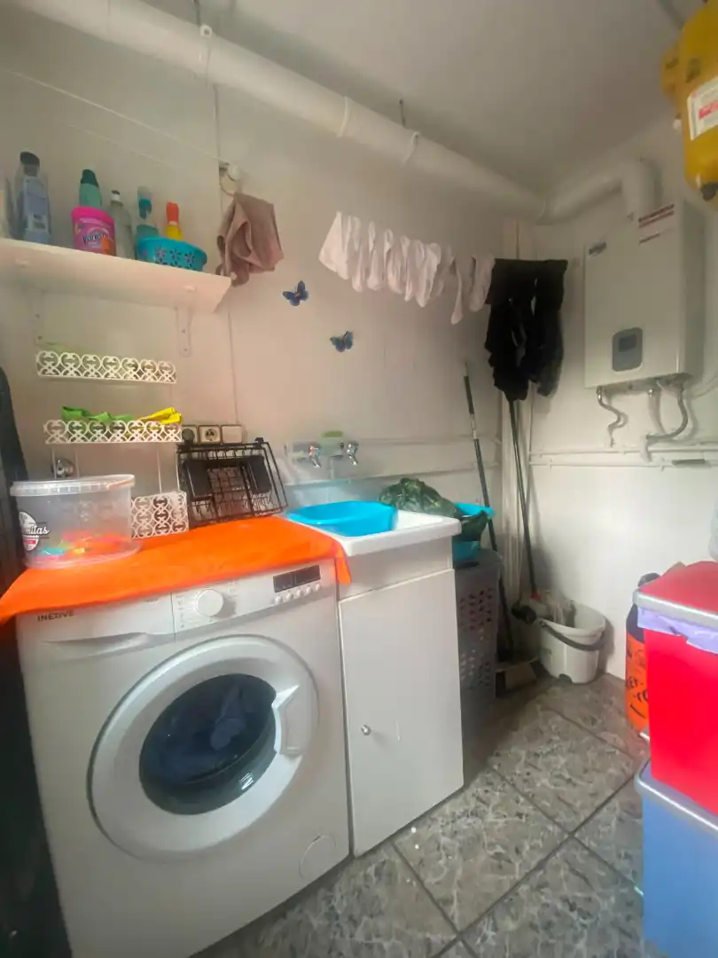 Flat for sale in Sabadell  with Air Conditioner, Heating and Furnished