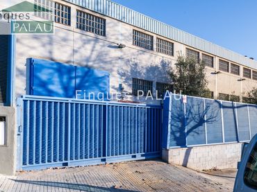 Industrial building for sale in Mas Lluí - Els Miralls