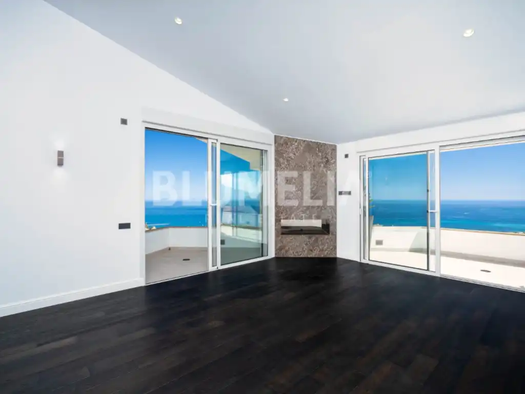Houses for sale in Altea la Vella