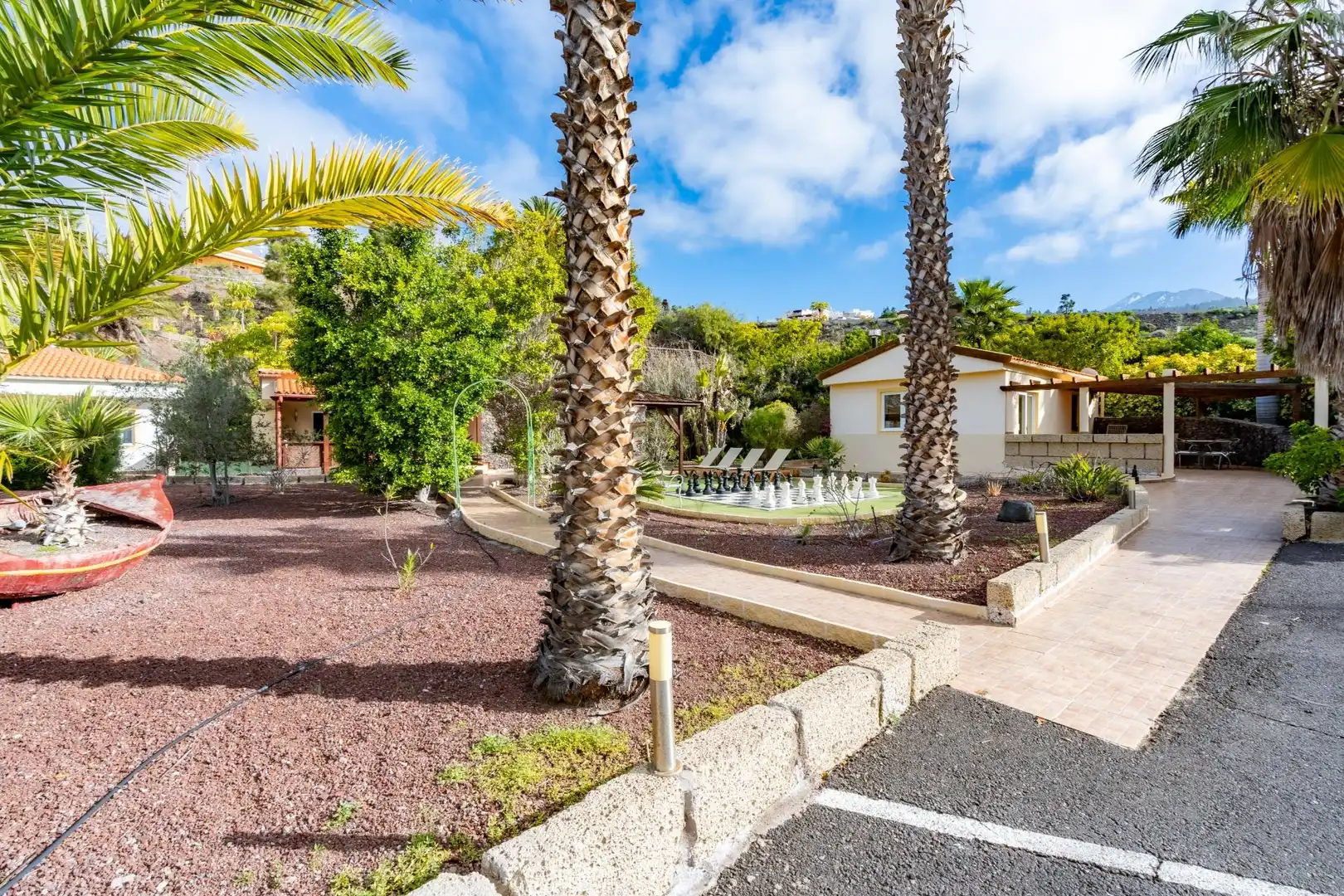 Houses for sale in Chío