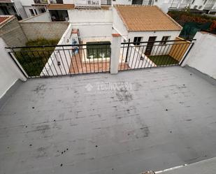 Terrassa de Casa adosada en venda en Huévar del Aljarafe amb Aire condicionat, Terrassa i Piscina