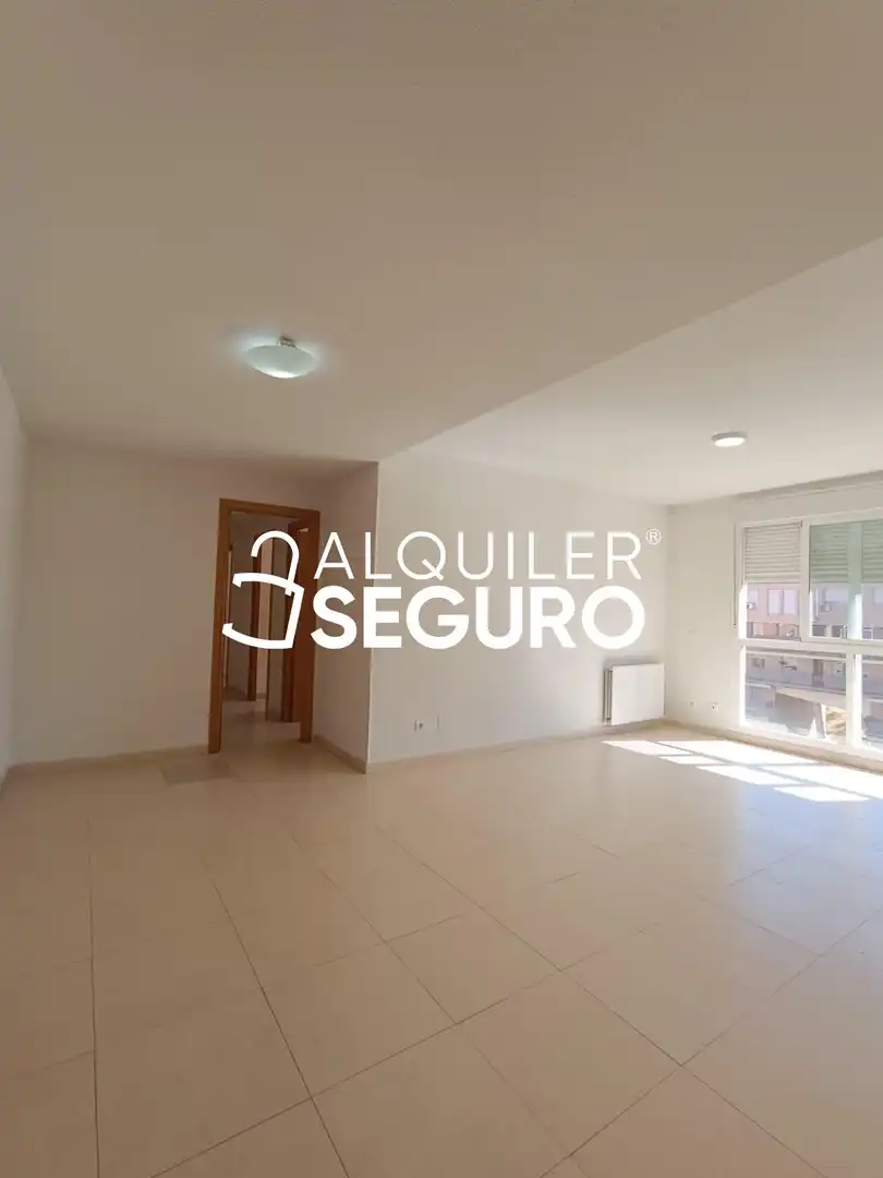 Sala d'estar de Pis de lloguer en Parla amb Calefacció i Traster