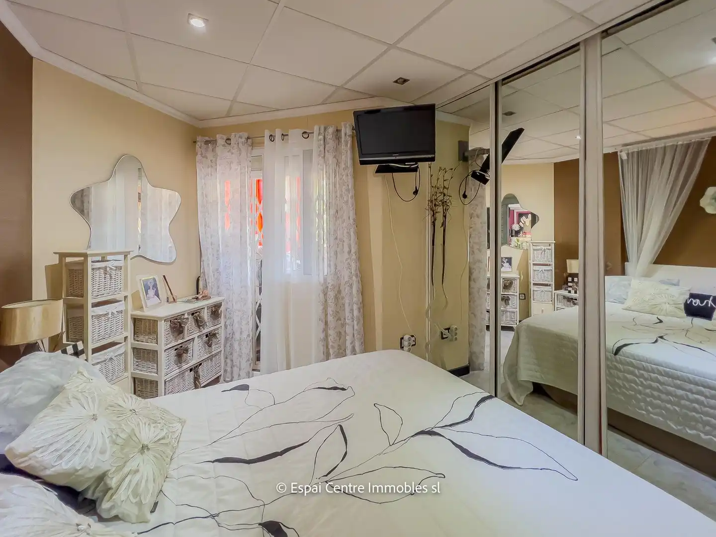 Schlafzimmer von Wohnungen zum Verkauf in Vila-seca mit Heizung, Terrasse und Möbliert
