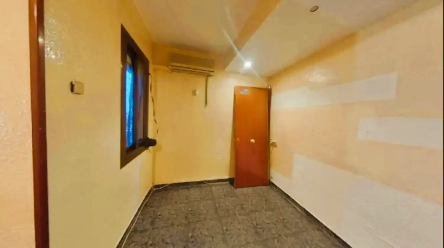 Dormitori de Apartament en venda en Badalona