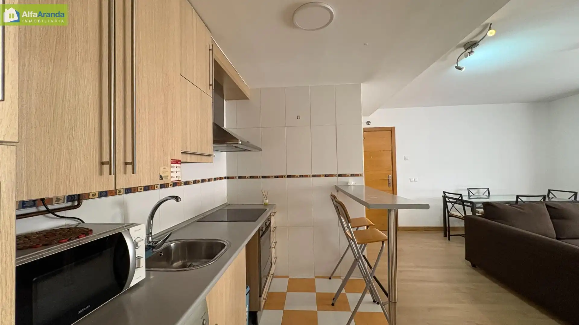 Cuina de Apartament de lloguer en Aranda de Duero amb Calefacció i Moblat