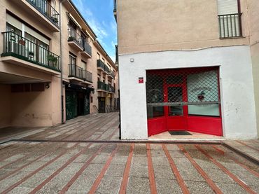 Local comercial en alquiler en Plaza de los Irlandeses 6