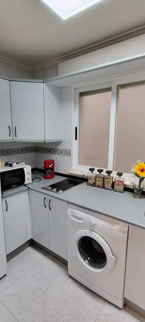 Apartamento con ascensor en alquiler en Chinchibarra - Capuchinos, imagen 8