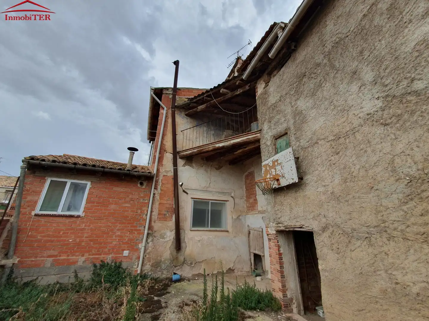 Exterior view of Houses for sale in Cella