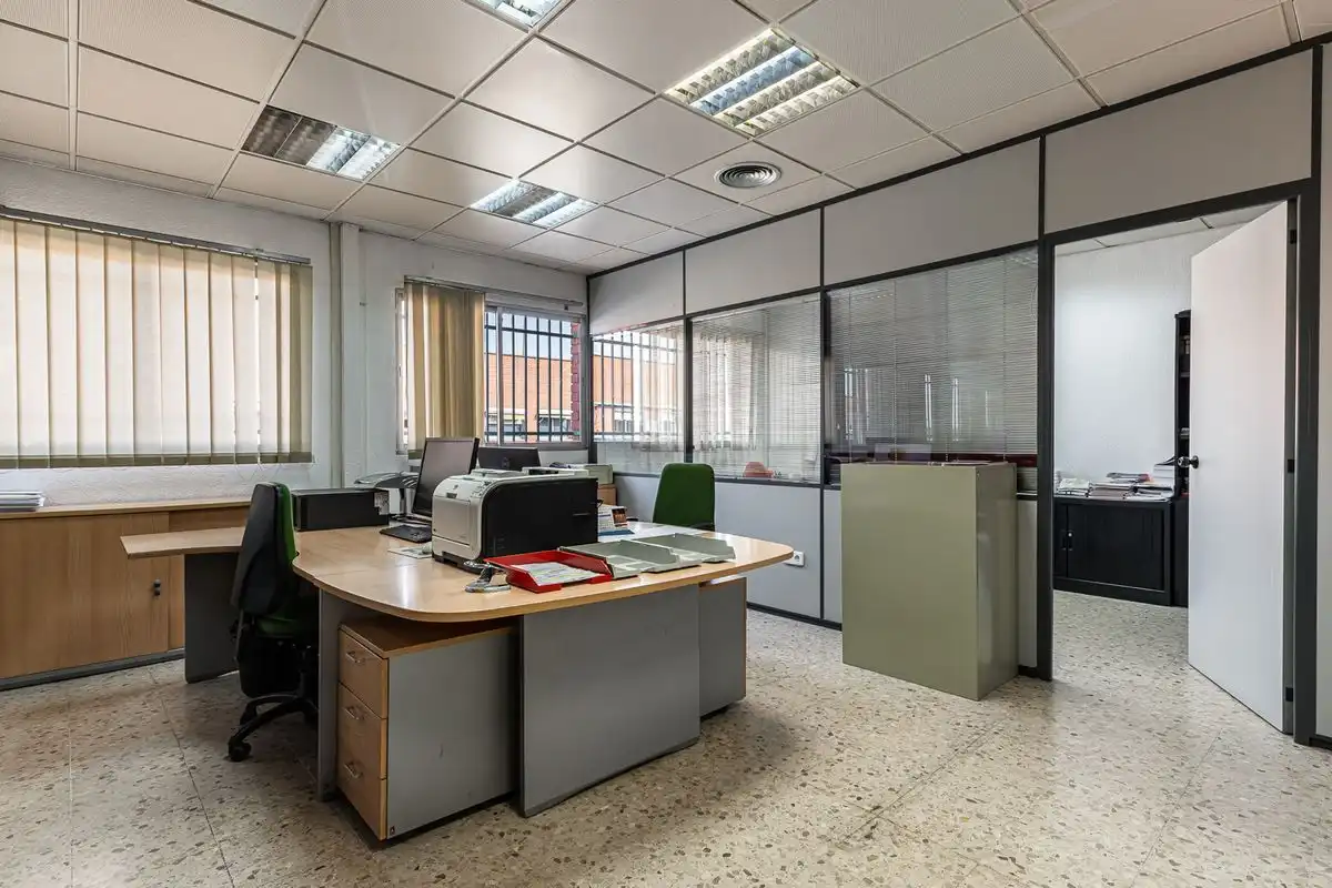 Business premises for sale in C. de Soria, imagen 5