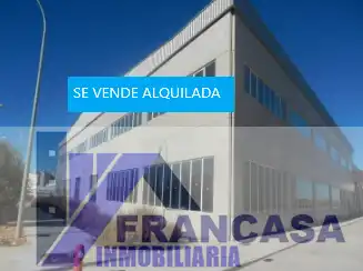 Vista exterior de Nave industrial en venta en Noblejas
