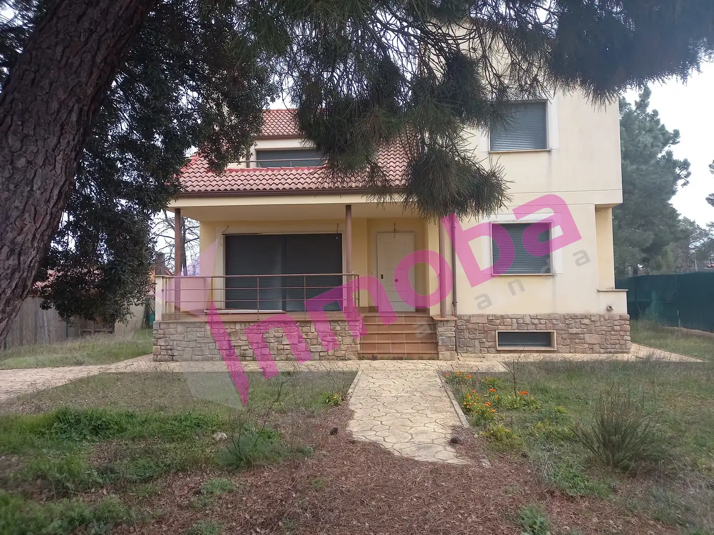 Vista exterior de Casa o chalet en venta en Aranda de Duero con Jardín privado, Parquet y Terraza