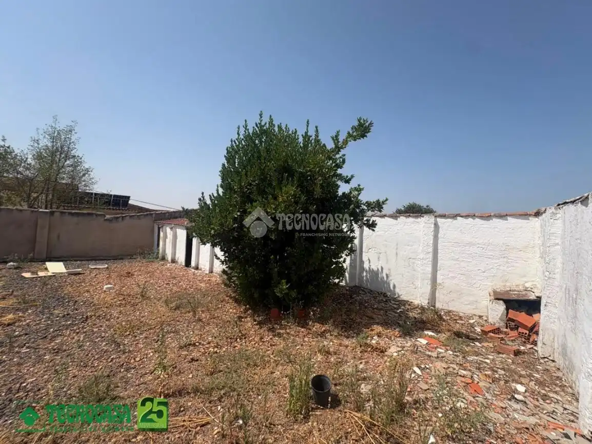 Casa adosada en venda en Piedrabuena