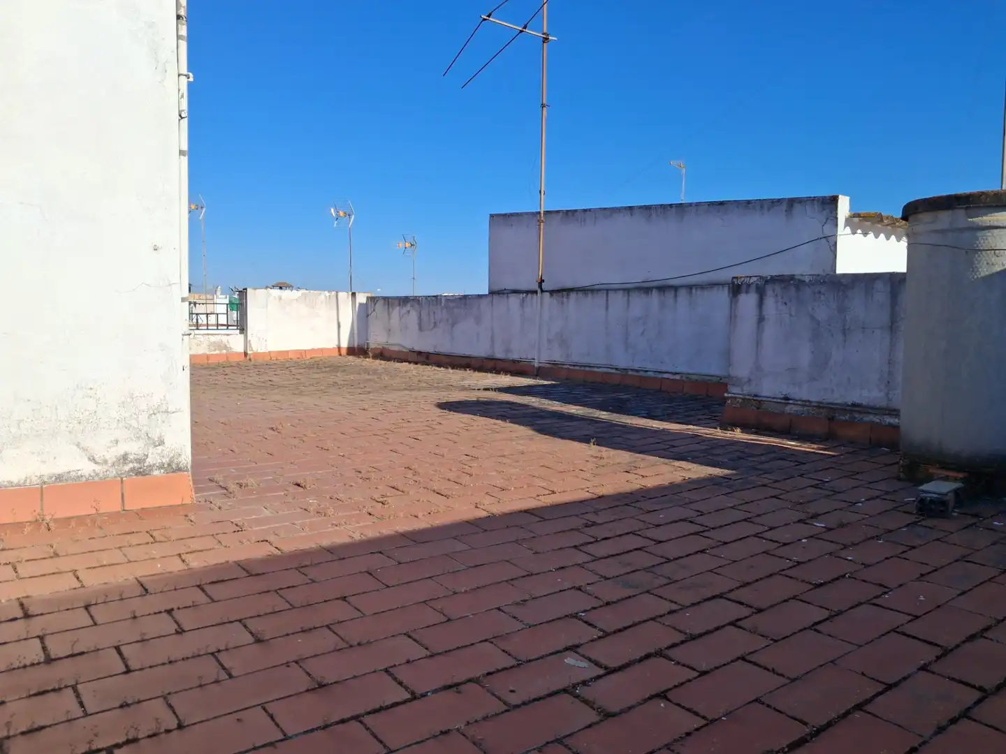 Terrasse von Haus oder Chalet zum Verkauf in La Puebla del Río mit Terrasse