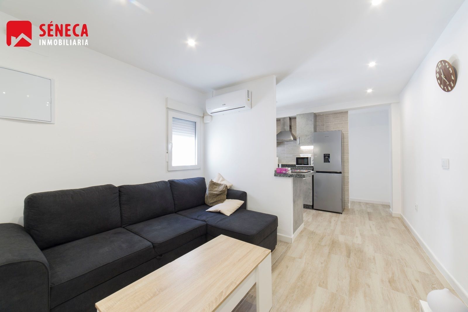 Flat for sale in Santa Rosa - Valdeolleros