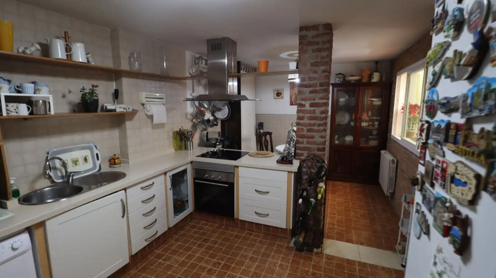 Kitchen of Houses for sale in Badajoz Capital  with Air Conditioner, Heating and Parquet flooring