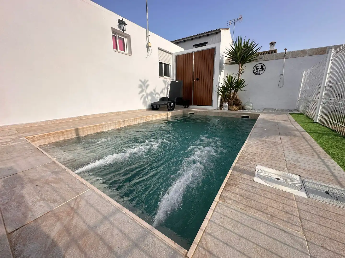 Villa mit Pool zur Miete in Carretera Urbanizacion De Roche, imagen 3