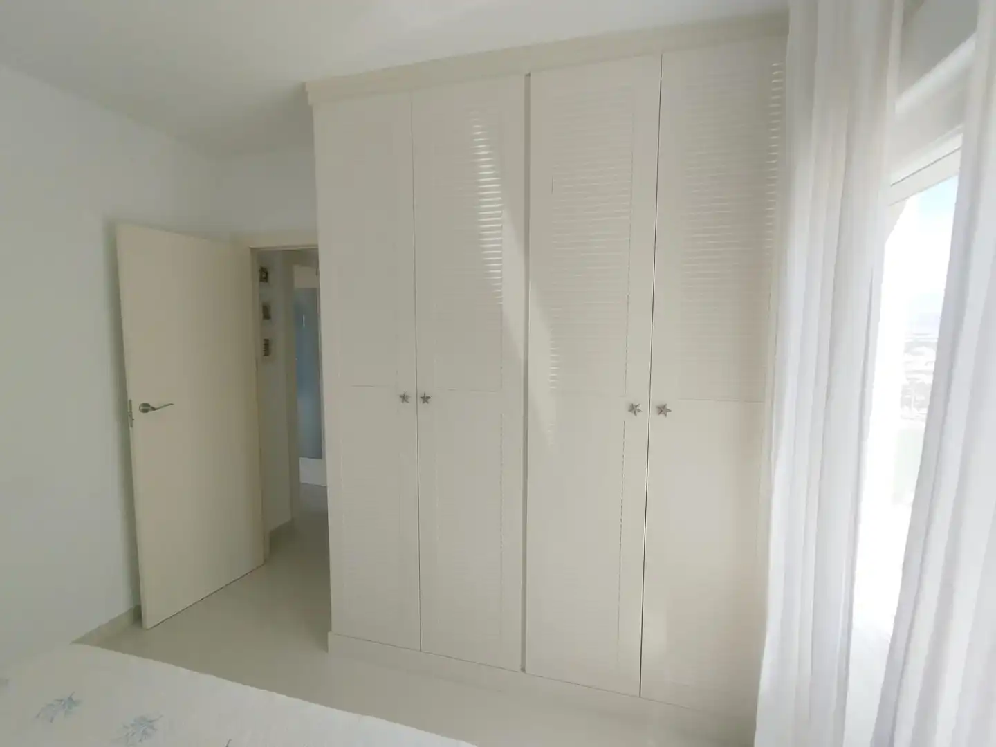 Habitación de Apartamento de alquiler en Torrenueva Costa con Jardín privado, Terraza y Amueblado