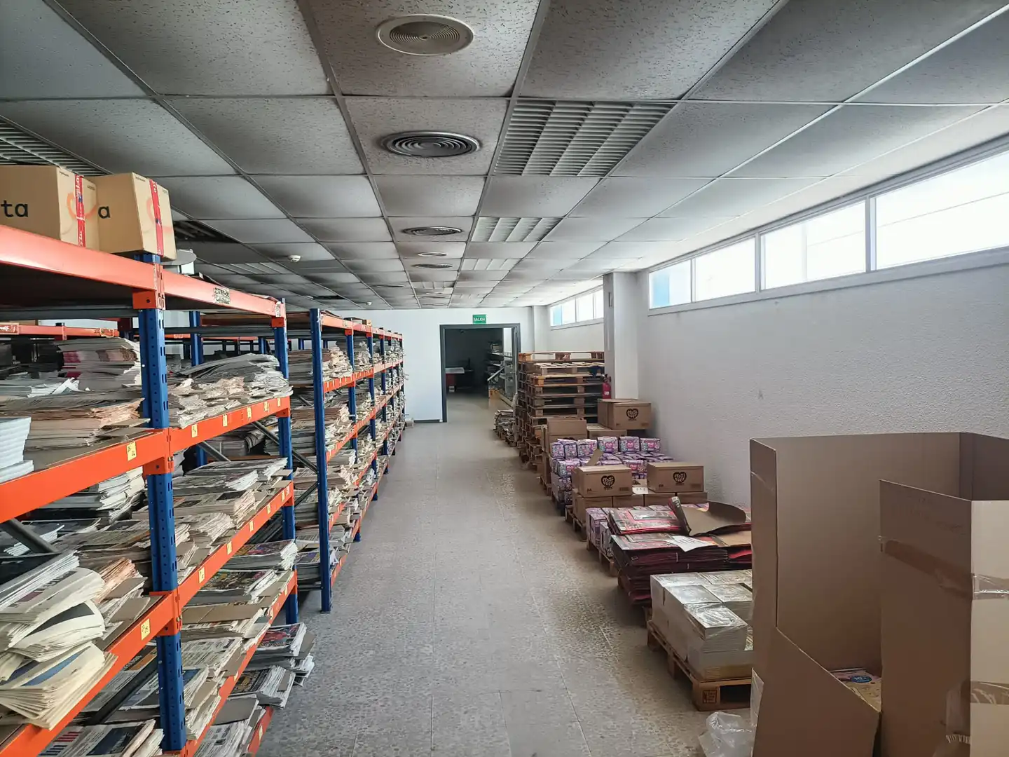 Nave industrial de alquiler en Barcelona con Calefacción y Alarma