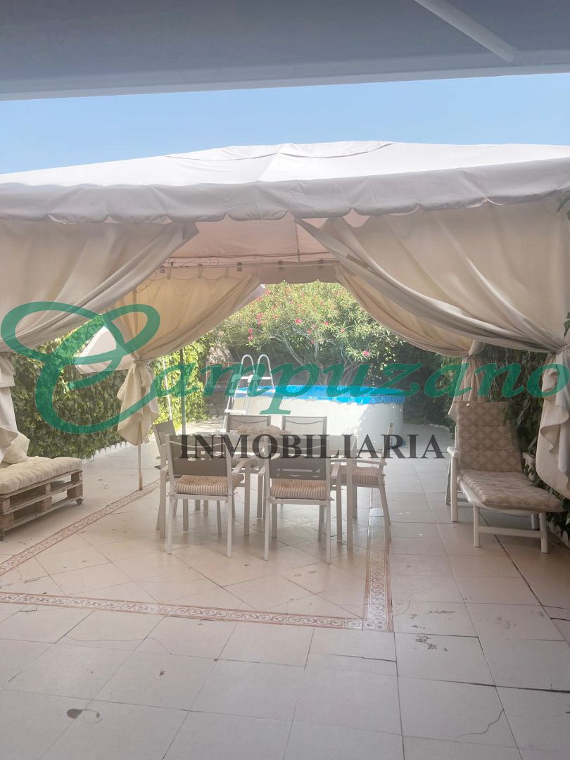 Terrassa de Casa o xalet en venda en Aranjuez amb Calefacció, Jardí privat i Piscina
