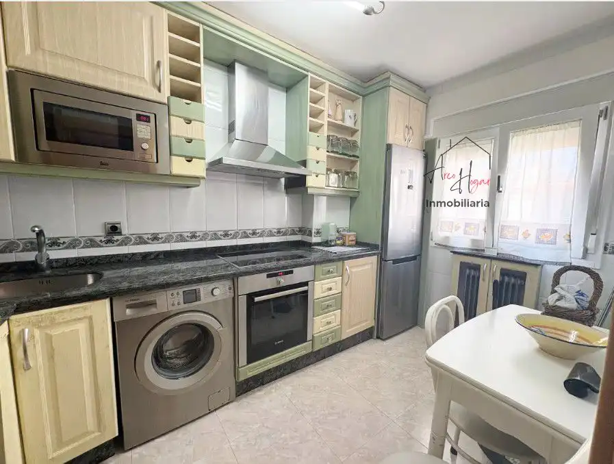 Appartement avec ascenseur à louer à Pedro Mendoza
