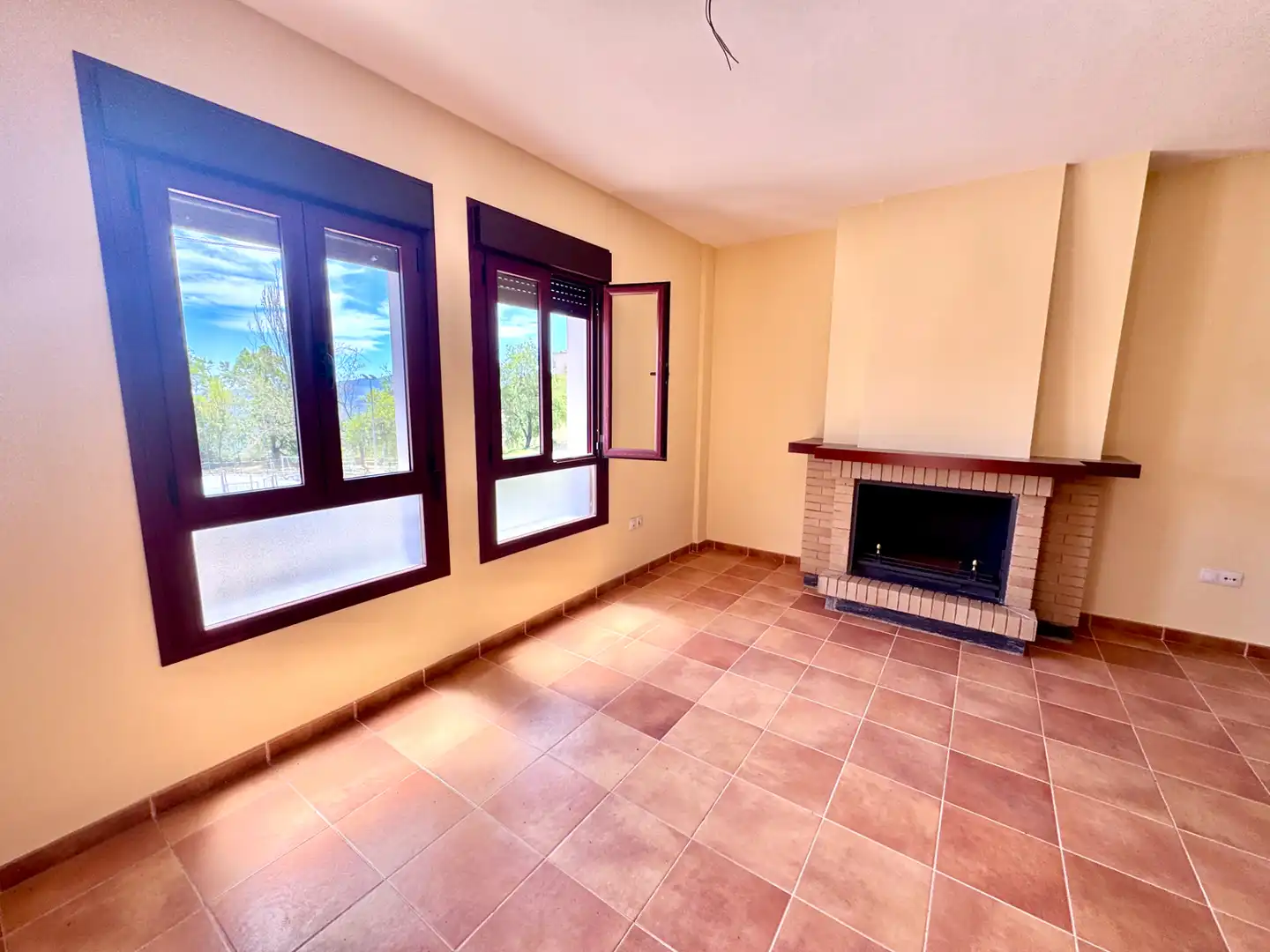 Sala de estar de Apartamento en venta en Alpujarra de la Sierra con Terraza