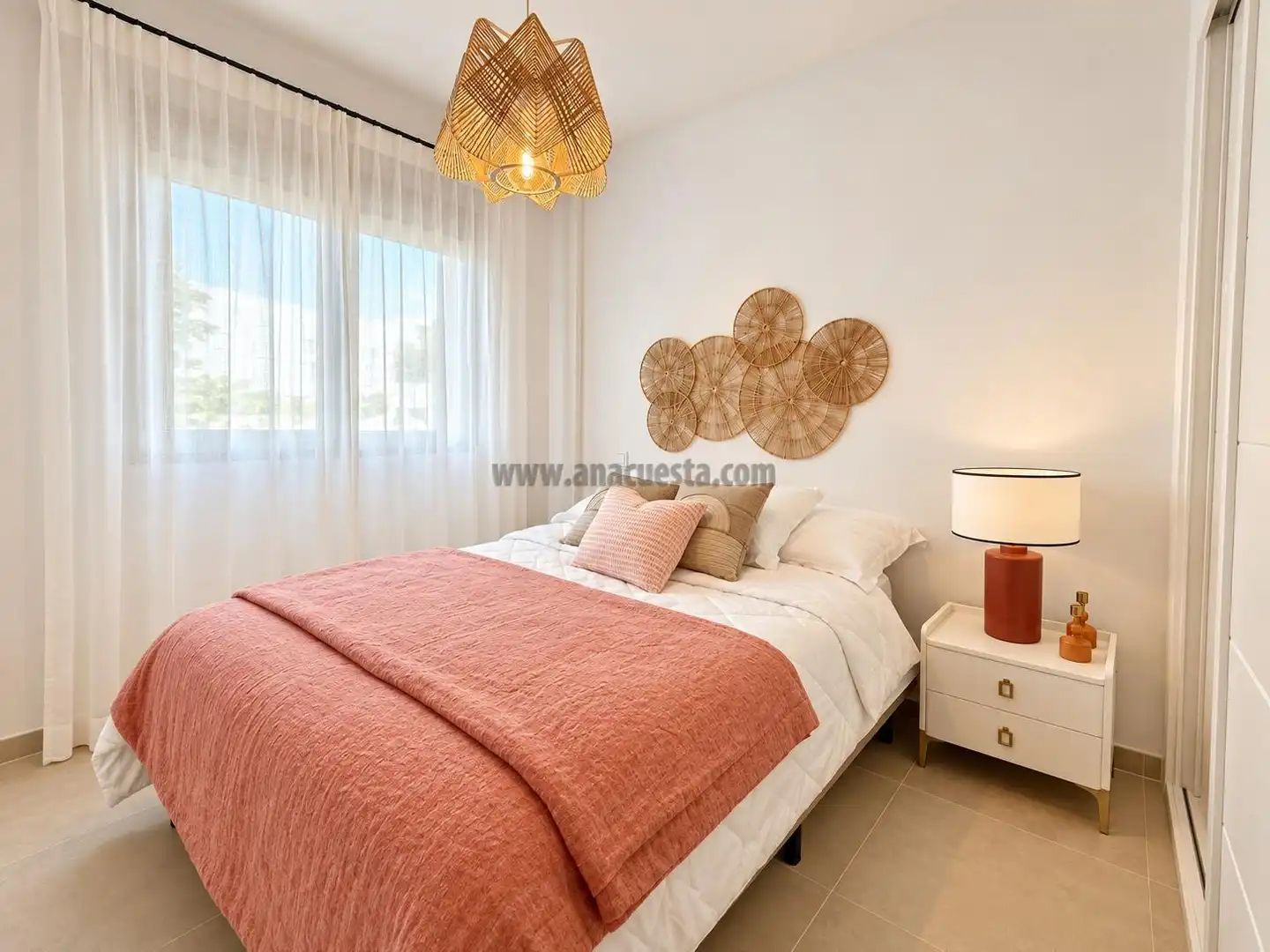 Apartamento con piscina en alquiler en Carlos Cano 16, imagen 5