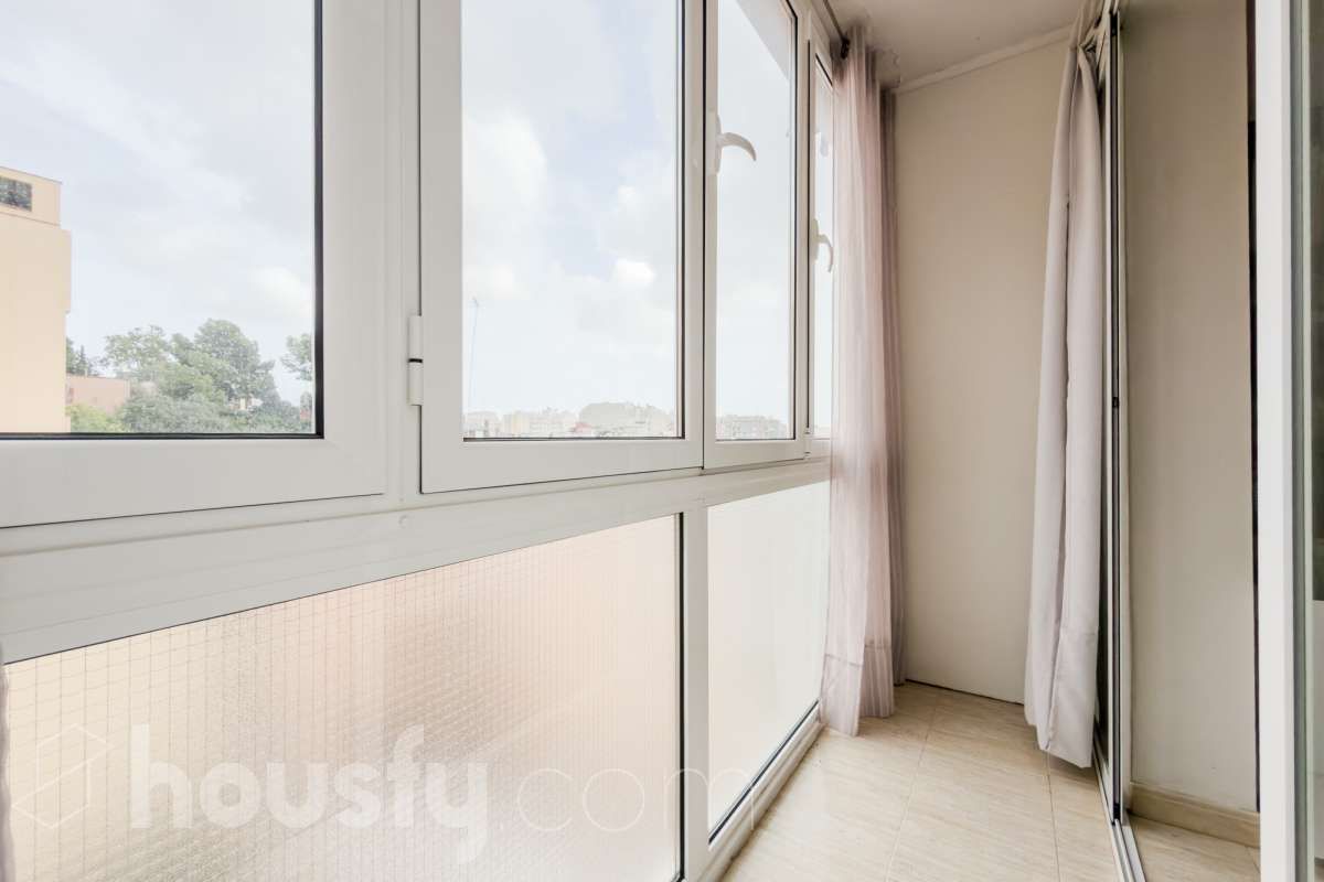 Bedroom of Flat for sale in  Barcelona Capital  with Terrace, Storage room and Balcony
