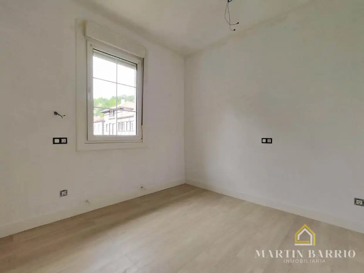 Habitación de Casa o chalet en venta en Bilbao  con Aire acondicionado, Calefacción y Jardín privado