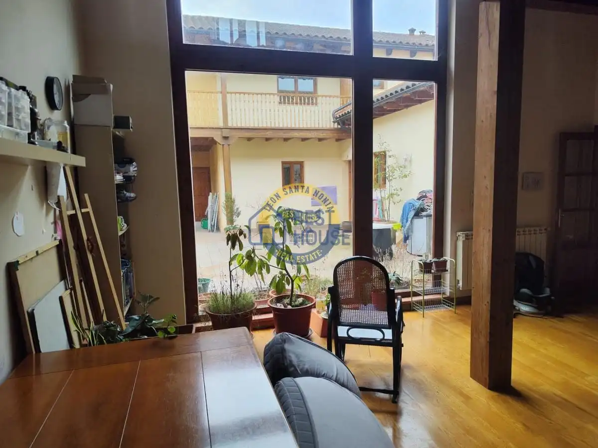 Vista exterior de Casa o chalet en venta en Villaquilambre con Calefacción, Jardín privado y Parquet